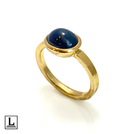 Australian Sapphire Ring - Monopietra Collection
